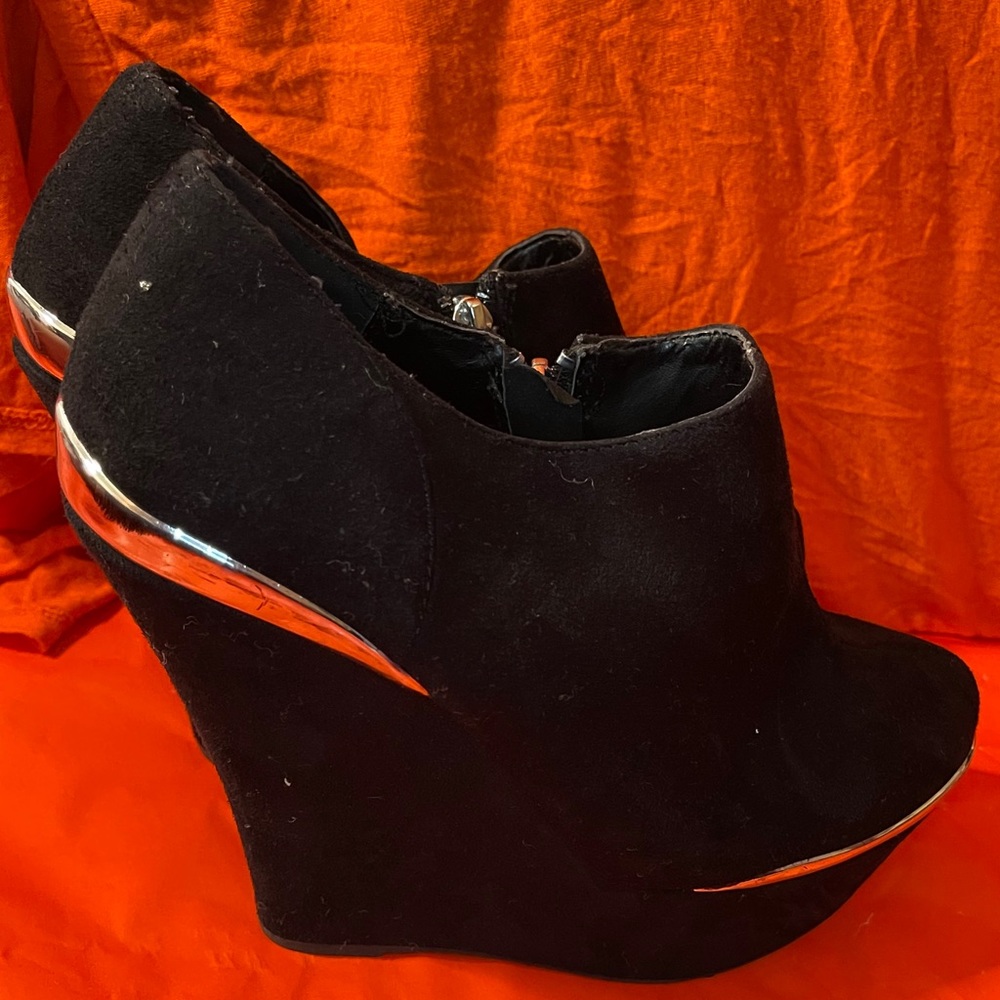 Booties size 8